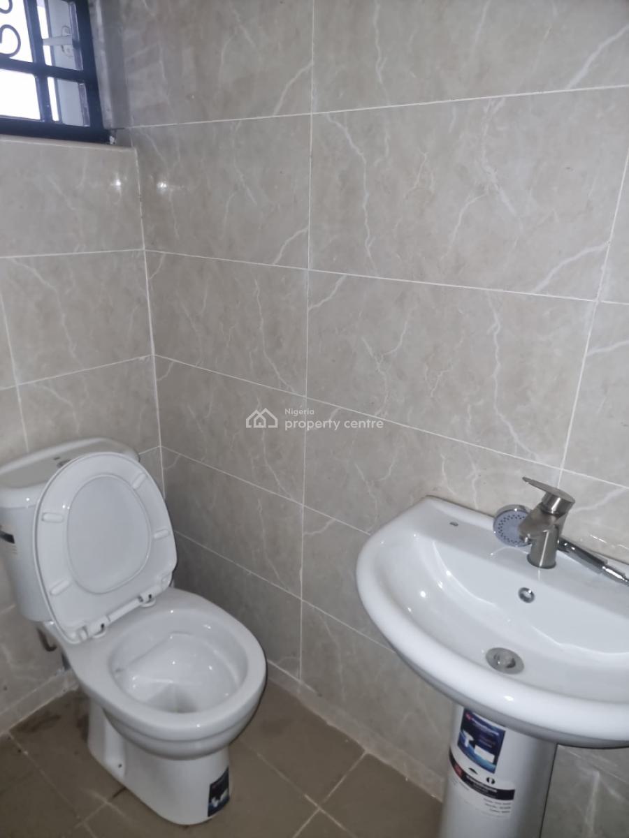 Luxury 4 Bedroom, Dawaki, Gwarinpa, Abuja, Terraced Duplex for Sale