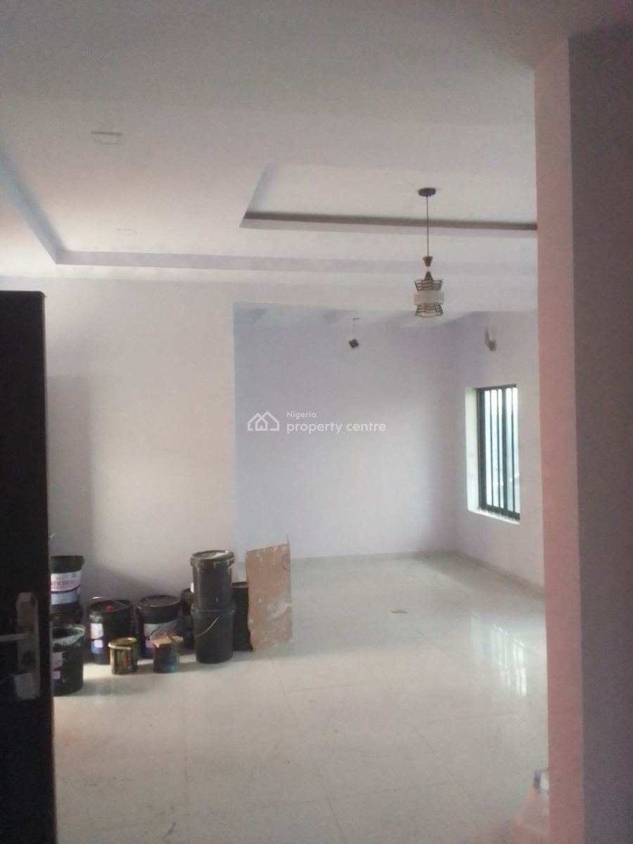 3bedroom Flat, Off Toyin, Ikeja, Lagos, Flat / Apartment for Rent