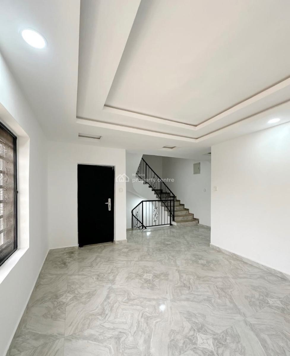 4 Bedroom Terrace Duplex with a Bq and Pool, Ologolo Lekki, Lekki, Lagos, Terraced Duplex for Sale