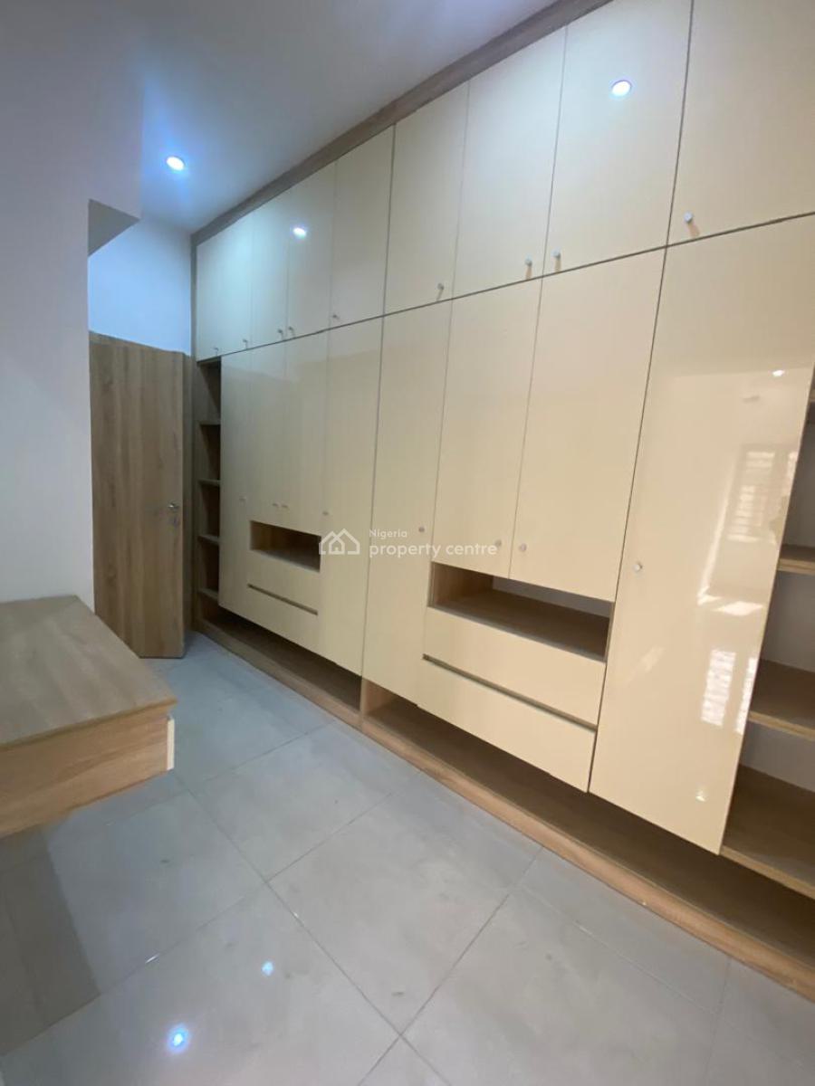 an Executive Three Bedroom Flat with Bq, Royal Quest Estate, After Lagos Business Schools, Skymall, Ajah, Lagos, Flat / Apartment for Rent