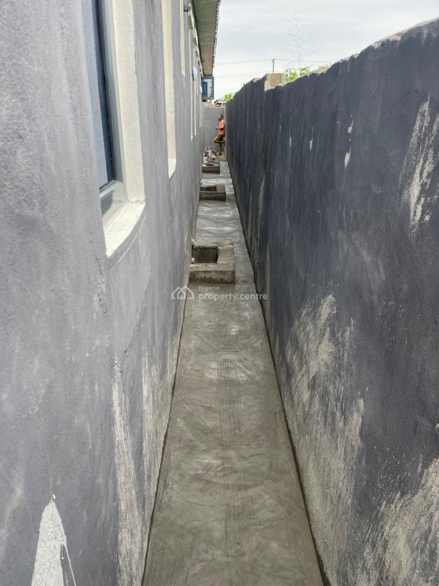 1 Room and Parlor and 3 Room Selfcon Apartments, 25, Ebute-lekki, Ibeju Lekki, Lagos, Mini Flat (room and Parlour) for Sale