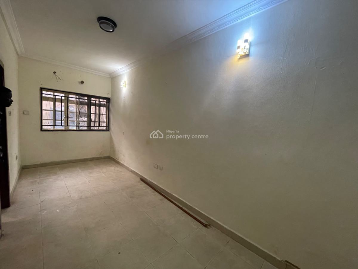 a Nice 3bedroom Space on Ground Floor, Lekki Phase 1, Lekki, Lagos, House for Rent