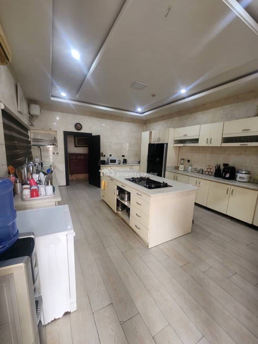 Executive 6-bedroom Fully Detached House  Comes with 1 Room Bq, Pinnock Beach Estate, Osapa, Lekki, Lagos, House for Sale