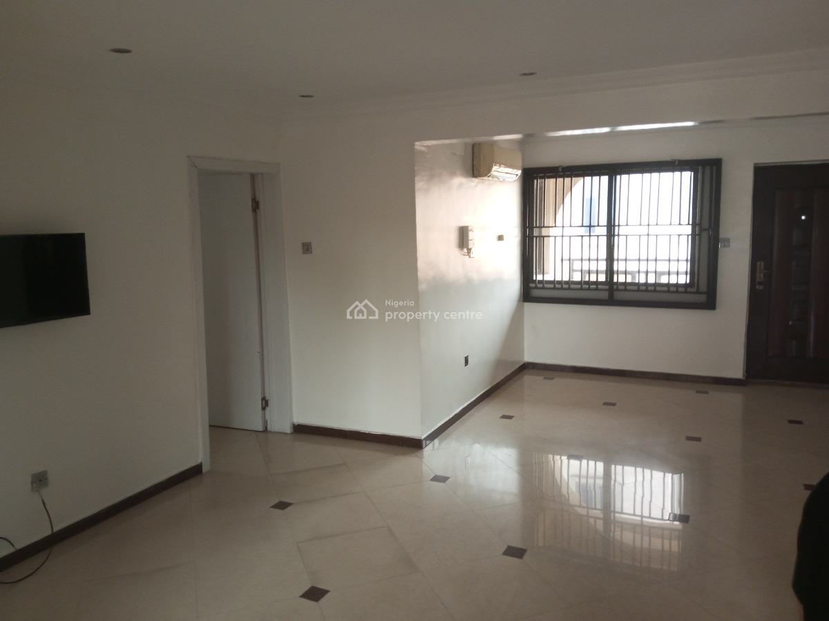 Sharp 3 Bedroom Flat, Estate Off Wemco, Agidingbi, Ikeja, Lagos, Flat / Apartment for Rent
