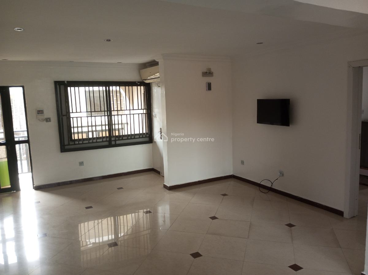 Sharp 3 Bedroom Flat, Estate Off Wemco, Agidingbi, Ikeja, Lagos, Flat / Apartment for Rent