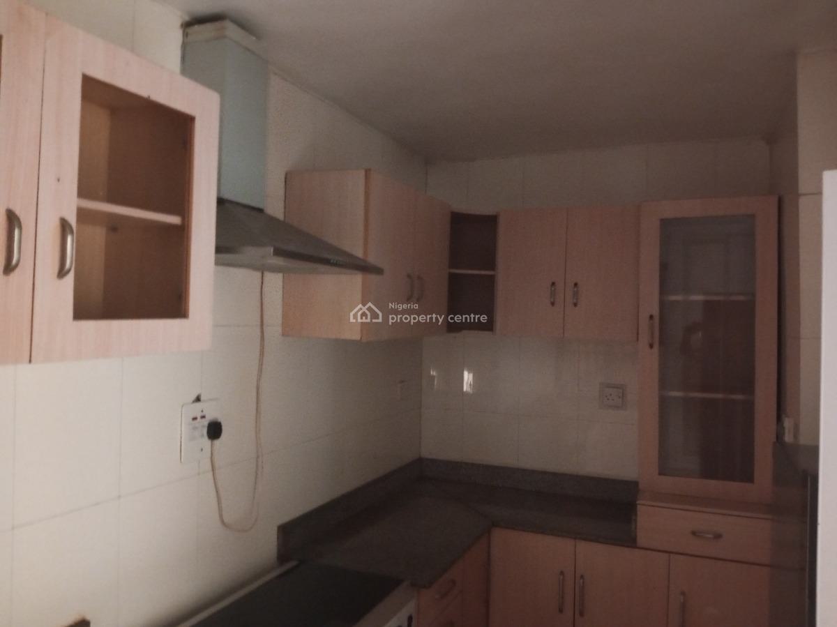 Sharp 3 Bedroom Flat, Estate Off Wemco, Agidingbi, Ikeja, Lagos, Flat / Apartment for Rent
