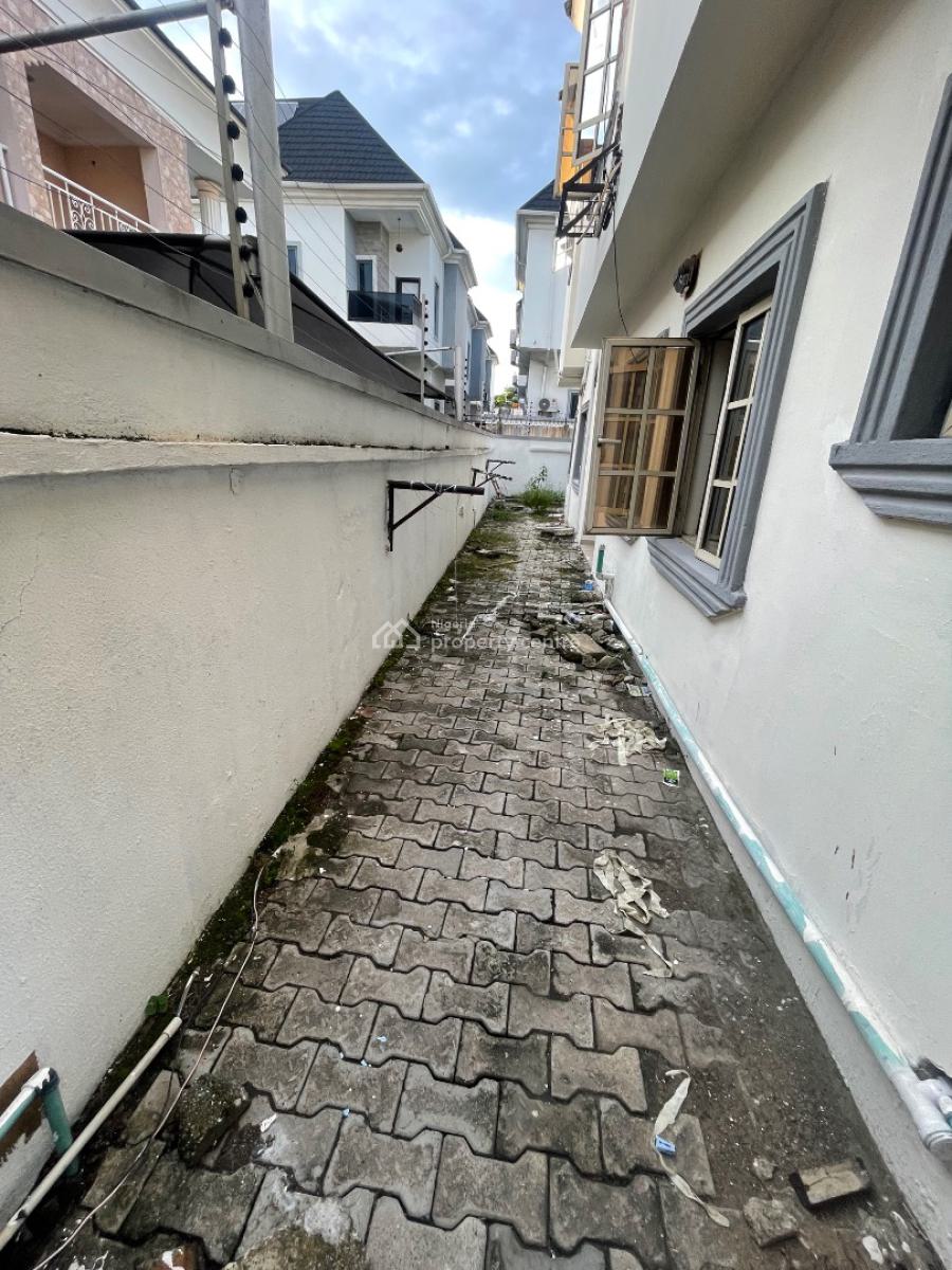6 Bedroom Standard Fully Detached Duplex, 10 Chevy View Estate, Chevron Drive, Lekki, Lagos, Detached Duplex for Sale
