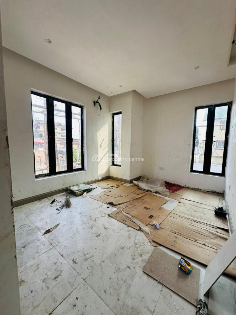 Exquisite 3 Bedroom Apartment W/ Elevator in a Secured Location, Allen, Ikeja, Lagos, Flat / Apartment for Sale