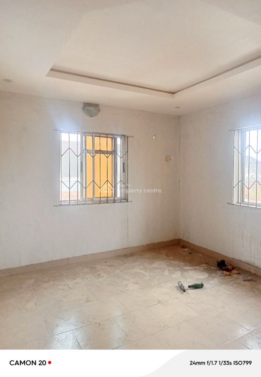 Mini Flat with Pop on 3rd Floor, Aiyetoro, Aguda, Surulere, Lagos, Flat / Apartment for Rent