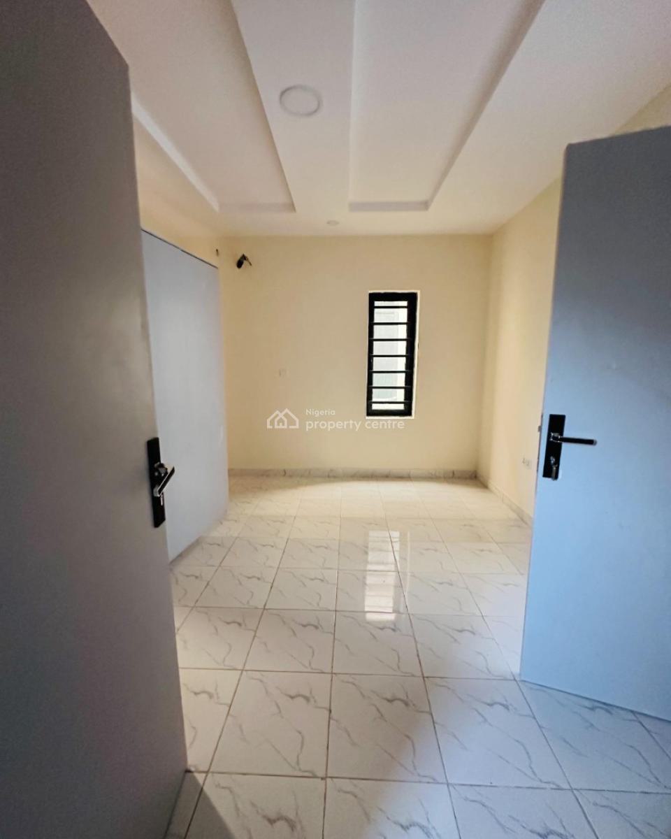 Lovely  Built 4 Bedroom Fully Detached Duplex, Gra Phase 1, Magodo, Lagos, Detached Duplex for Sale