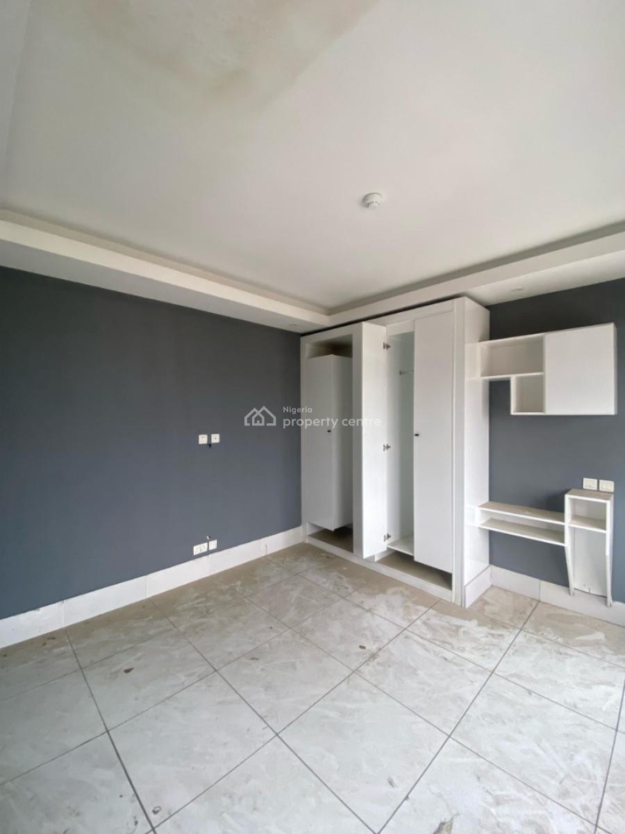 Spacious 3 Bedrooms Apartment, Fully Serviced, Ikoyi, Lagos, Flat / Apartment for Sale