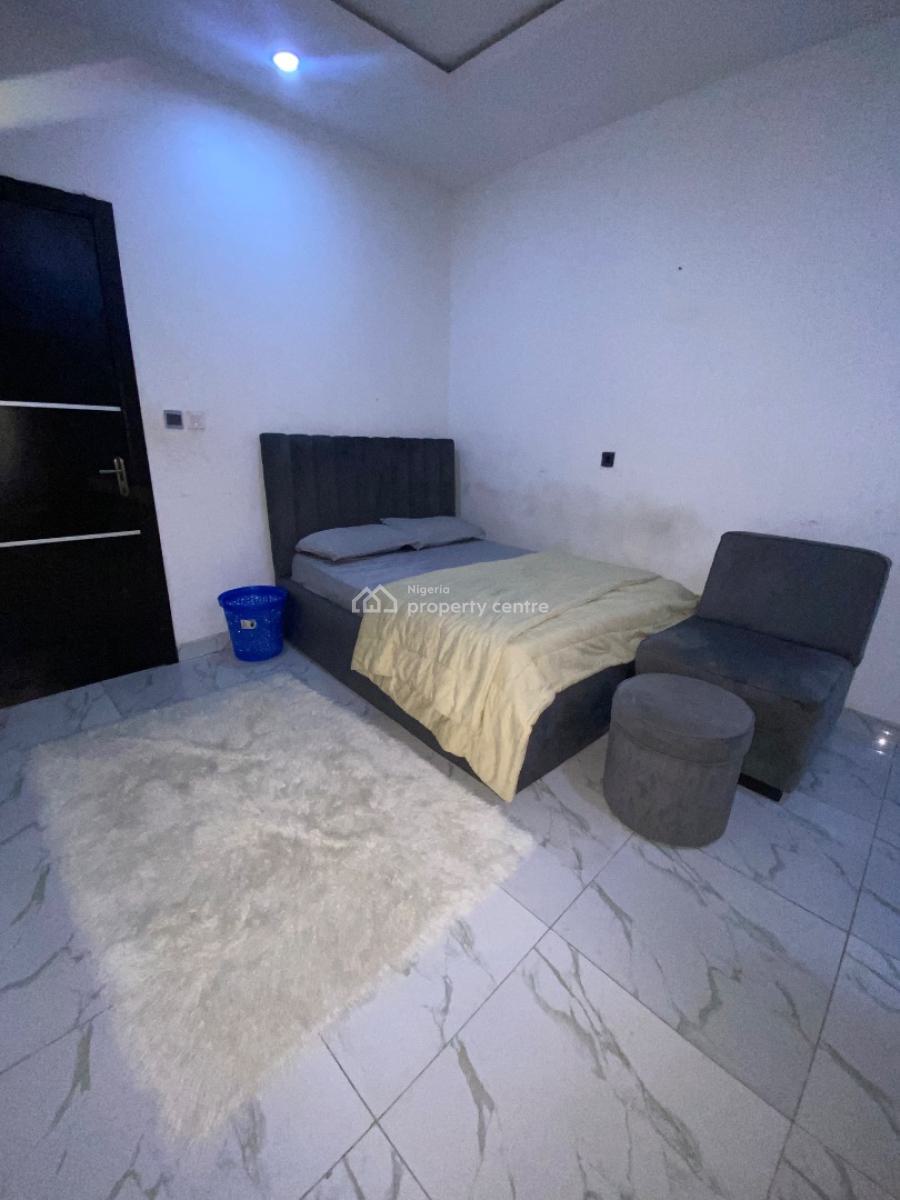 Luxury Room Available for Weekly Stay in a Call to Enter Estate, Lekki Palm City Estate, Ajah, Lagos, House Short Let