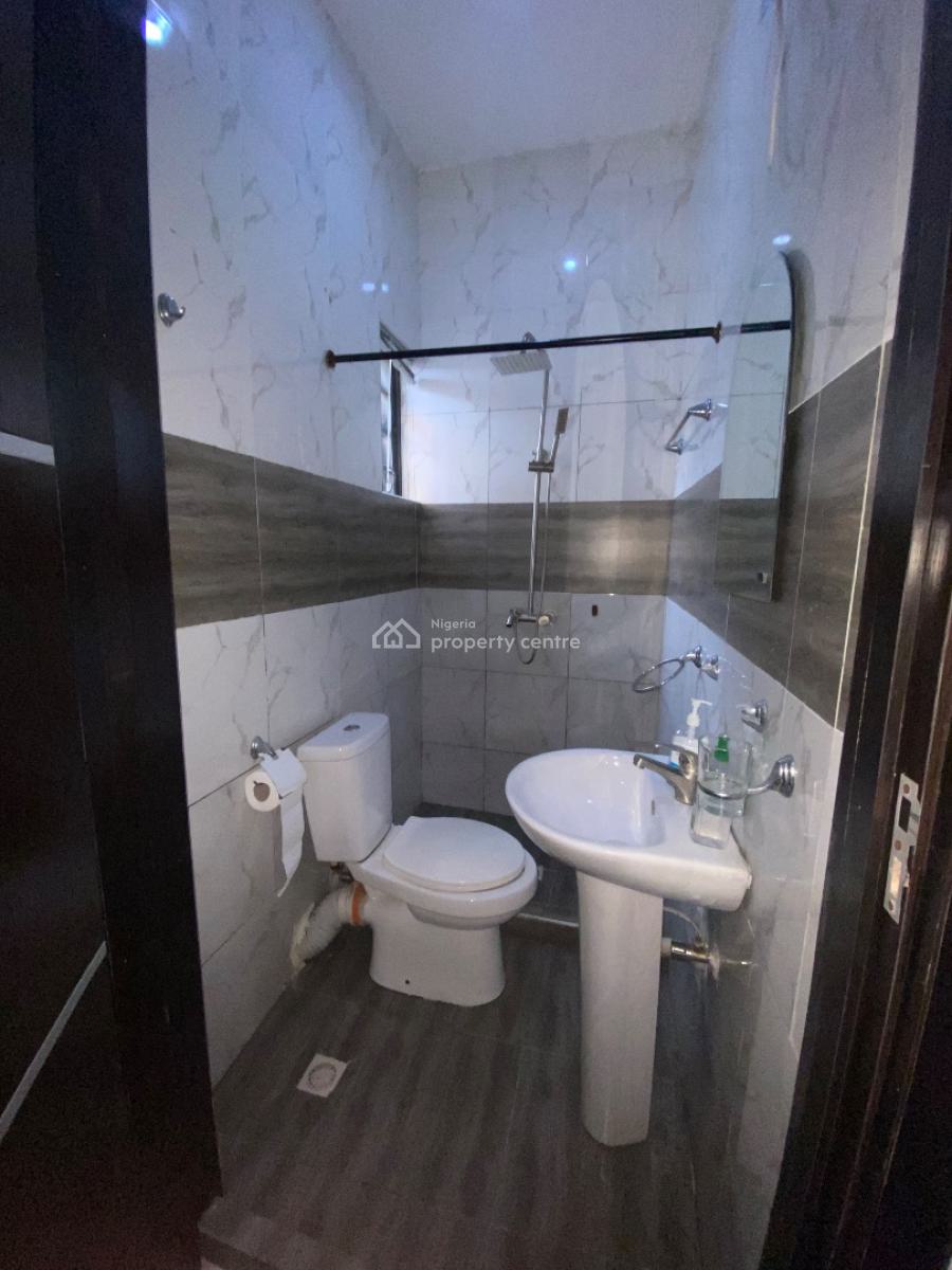 Luxury Room Available for Weekly Stay in a Call to Enter Estate, Lekki Palm City Estate, Ajah, Lagos, House Short Let
