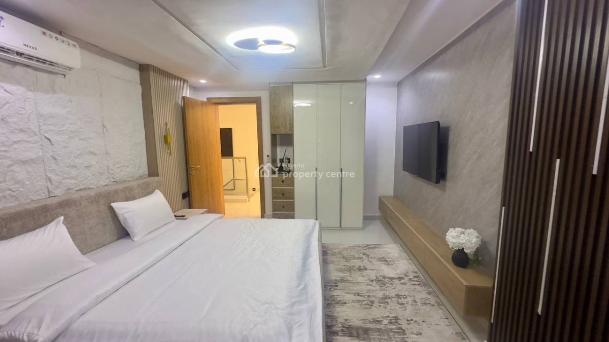 6th Floor Furnished 3 Bed Maisonette with Bq in an Estate -gov Consent, Richmond Pearl Estate, Off Freedom Way, Lekki Phase 1, Lekki, Lagos, House for Sale
