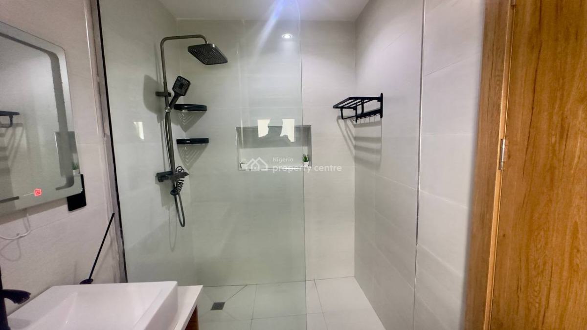 6th Floor Furnished 3 Bed Maisonette with Bq in an Estate -gov Consent, Richmond Pearl Estate, Off Freedom Way, Lekki Phase 1, Lekki, Lagos, House for Sale