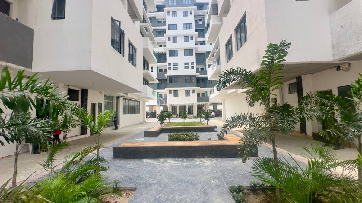 6th Floor Furnished 3 Bed Maisonette with Bq in an Estate -gov Consent, Richmond Pearl Estate, Off Freedom Way, Lekki Phase 1, Lekki, Lagos, House for Sale