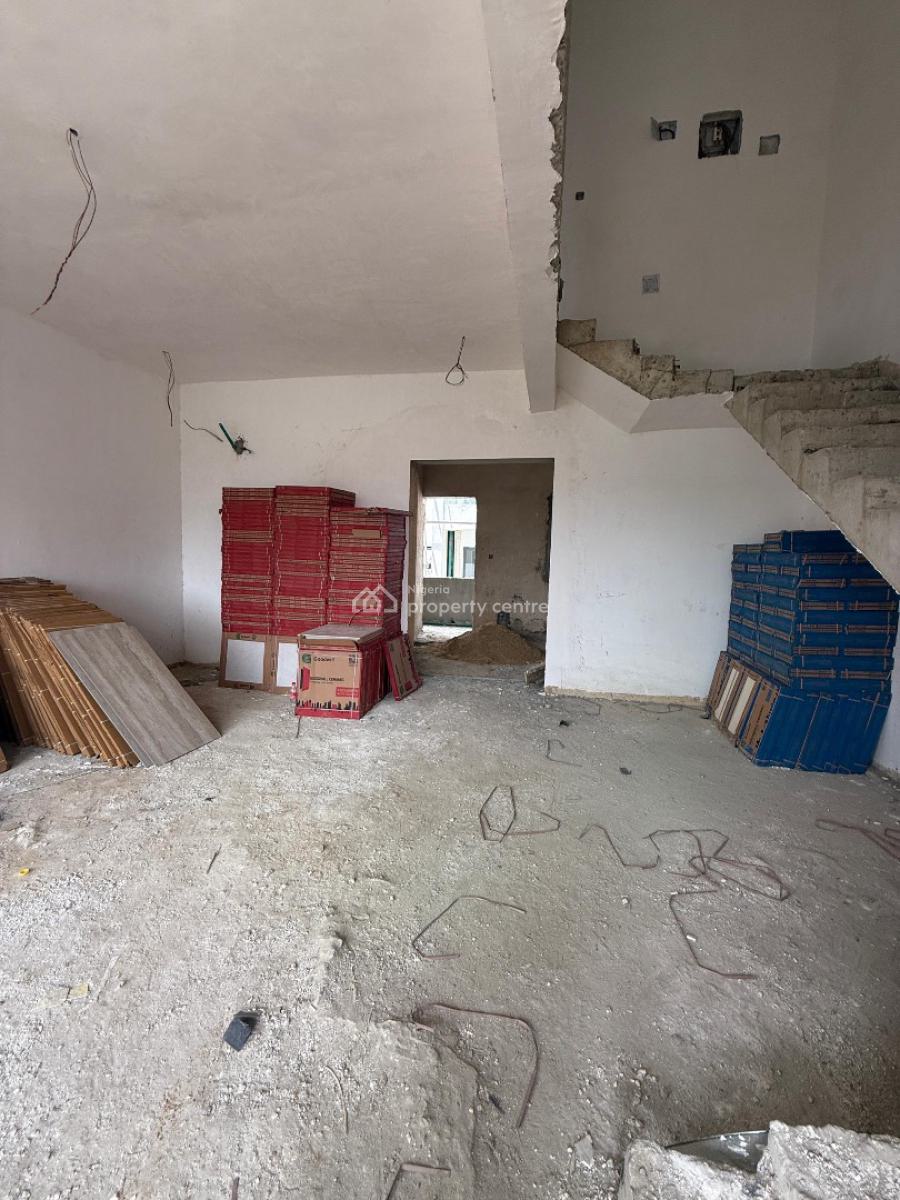 Stunning 3 Bedrooms Masionette, Lekki Phase 1, Lekki, Lagos, Flat / Apartment for Sale