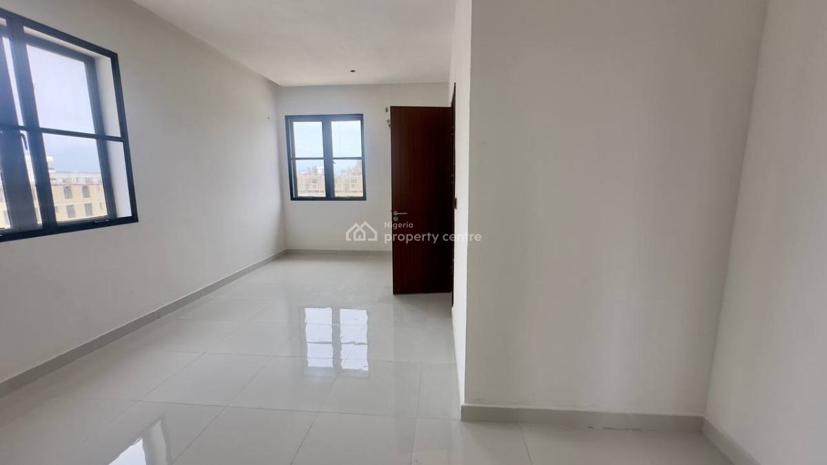 5 Bedroom Townhouse with Bq & 4 Floors in an Estate, Governors Consent, Richmond Pearl Estate, Off Freedom Way, Lekki Phase 1, Lekki, Lagos, House for Sale