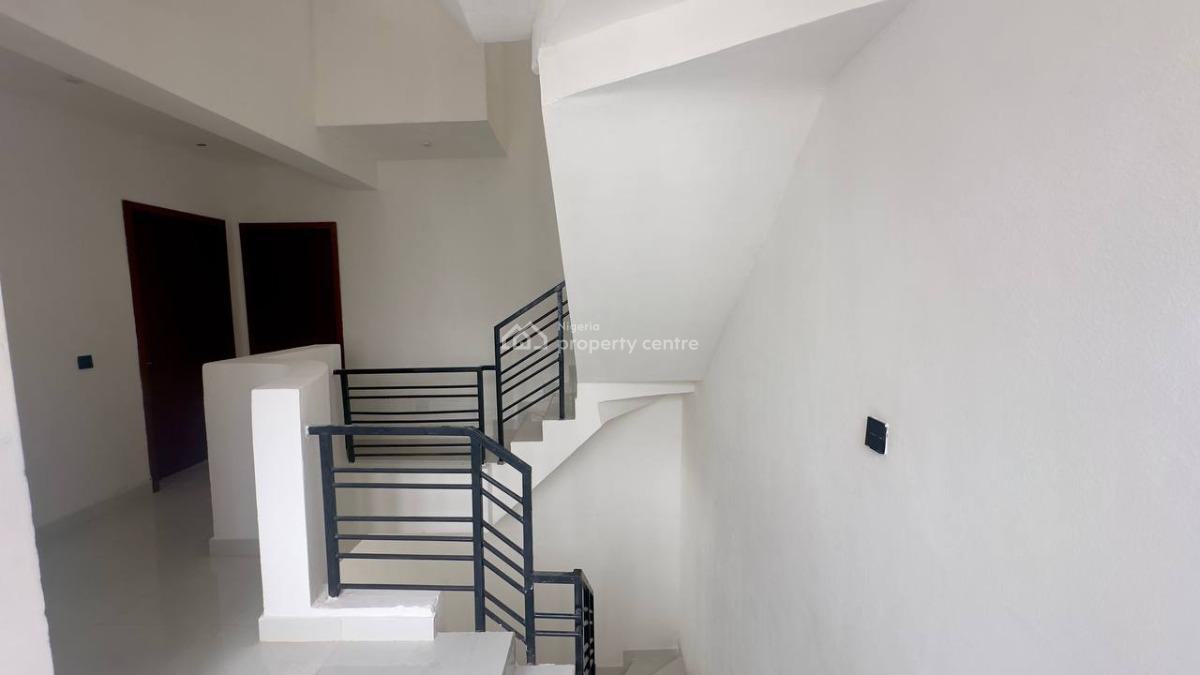 5 Bedroom Townhouse with Bq & 4 Floors in an Estate, Governors Consent, Richmond Pearl Estate, Off Freedom Way, Lekki Phase 1, Lekki, Lagos, House for Sale