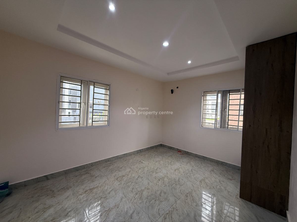 Well Finished 3 Bedroom Flat, Gilmore, Jahi, Abuja, Flat / Apartment for Rent