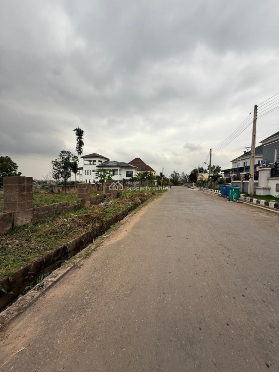 Distress: Prime 500sqm Residential Dry Land in a Serene Estate, Carlton Gate Estate, Beside Kolapo Ishola Gra, Akobo, Ibadan, Oyo, Residential Land for Sale