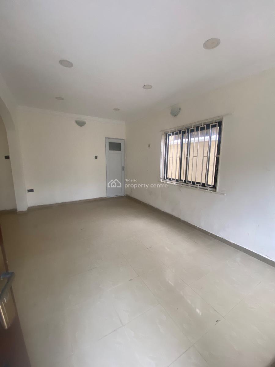 Clean 3 Bedroom Bungalow (alone in The Compound), Randle Avenue, Surulere, Lagos, House for Rent