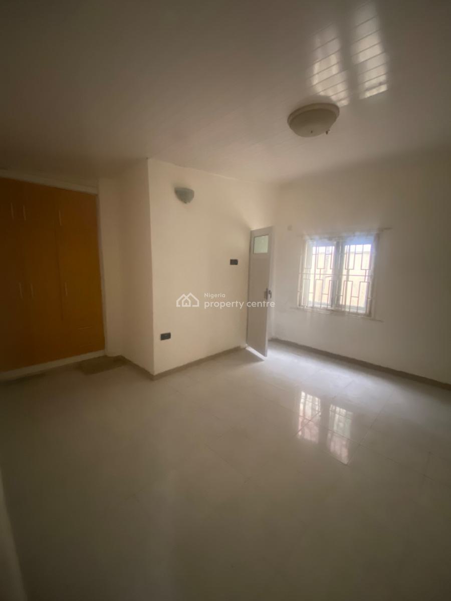 Clean 3 Bedroom Bungalow (alone in The Compound), Randle Avenue, Surulere, Lagos, House for Rent