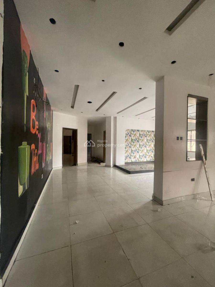 4-in-1 Shop Space (first Floor), Lekki Phase 1, Lekki, Lagos, Shop for Rent