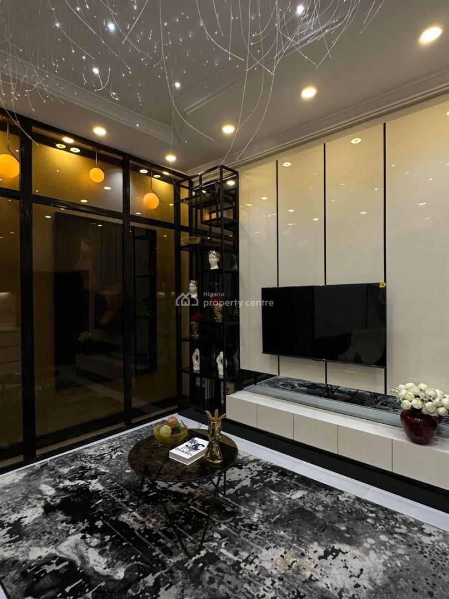 Tastefully Finished 1 Bedroom Apartment with Bathtub Beautifully Sculpted, Chevron, Lekki, Lagos, Mini Flat (room and Parlour) Short Let