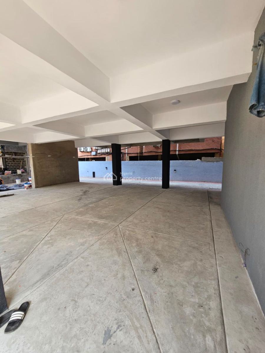 2 Bedroom Apartments, Surulere, Lagos, Flat / Apartment for Sale