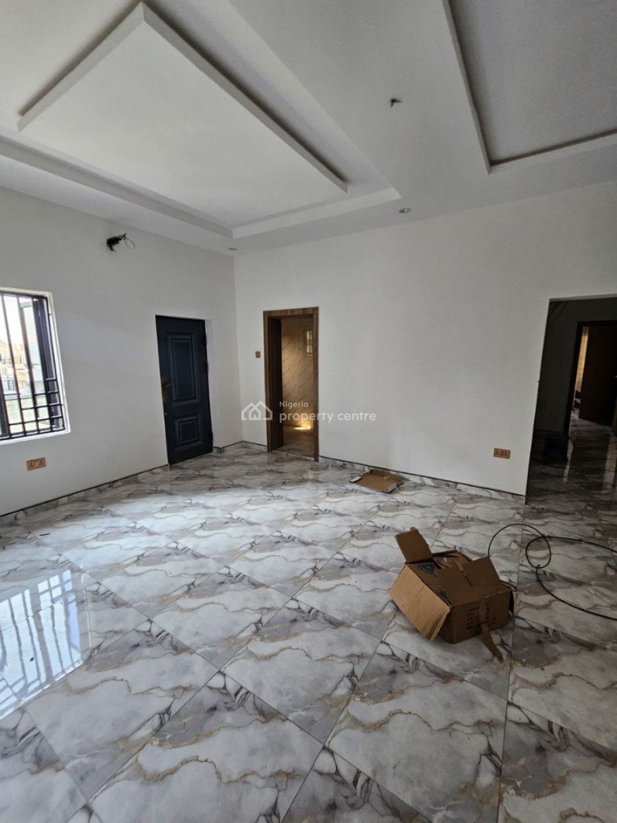 2 Bedroom Apartments, Surulere, Lagos, Flat / Apartment for Sale