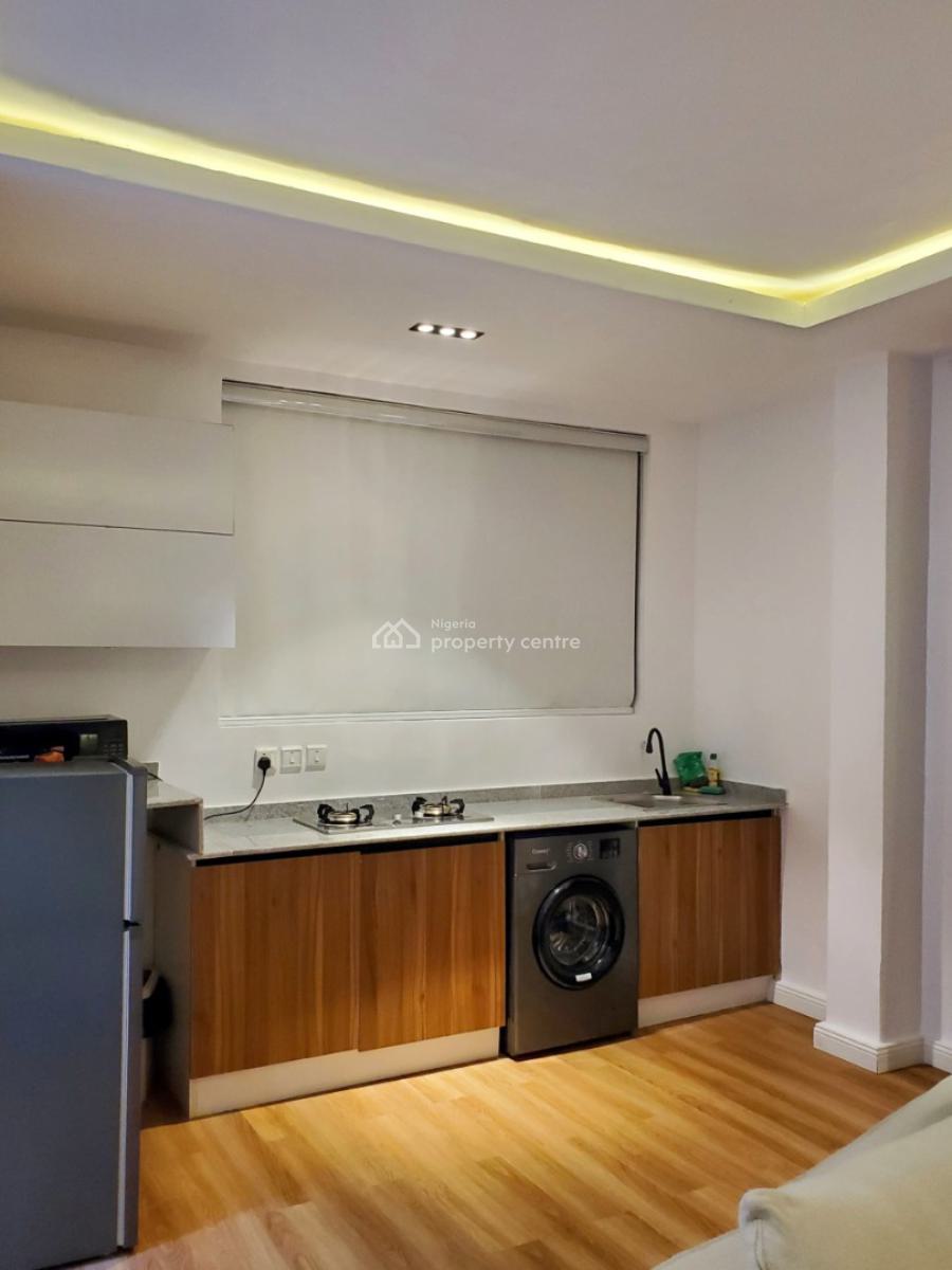 Kaelolux2 1 Bedroom Apartment, Ikoyi, Lagos, Mini Flat (room and Parlour) Short Let