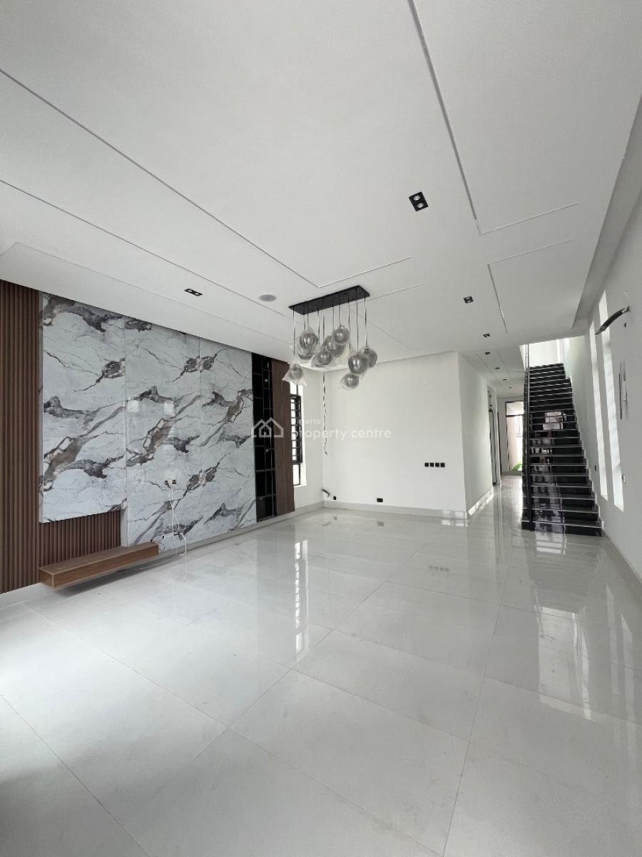 5 Bed &bqii 300 Million  Ajah, Lekki Lagos, Ajah, Lagos, Detached Duplex for Sale