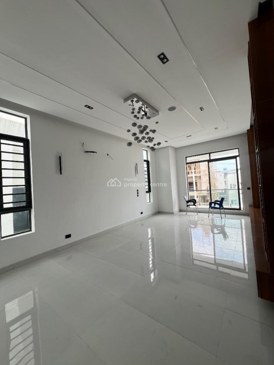 5 Bed &bqii 300 Million  Ajah, Lekki Lagos, Ajah, Lagos, Detached Duplex for Sale