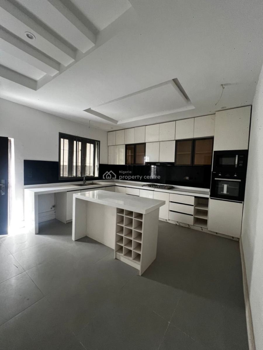 5 Bedroom Fully Detached Duplex in an Estate with Pool, Gym and Bq, Ologolo, Lekki, Lagos, Detached Duplex for Sale