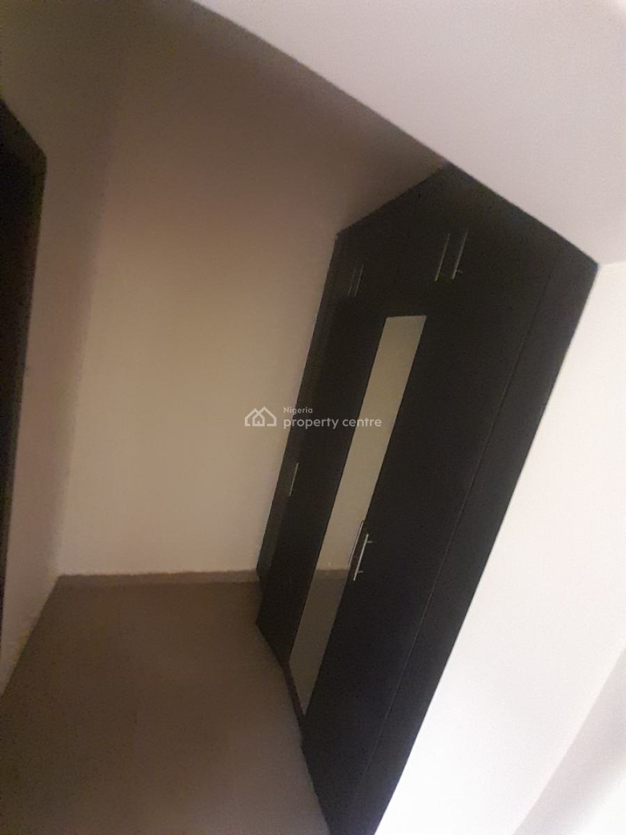 Standard and Spacious 3 Bedrooms Flat Upstairs and Downstairs, Dawaki, Gwarinpa, Abuja, Flat / Apartment for Rent