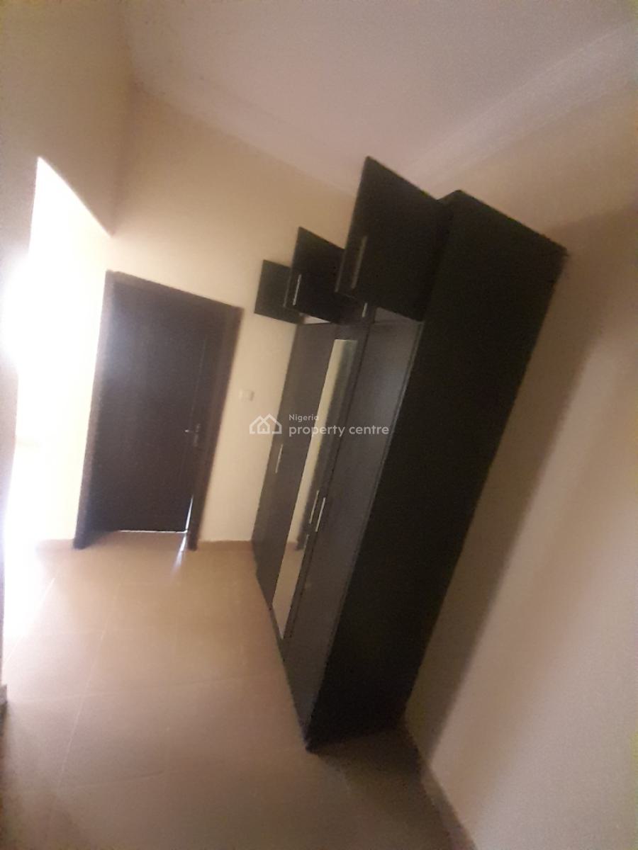 Standard and Spacious 3 Bedrooms Flat Upstairs and Downstairs, Dawaki, Gwarinpa, Abuja, Flat / Apartment for Rent
