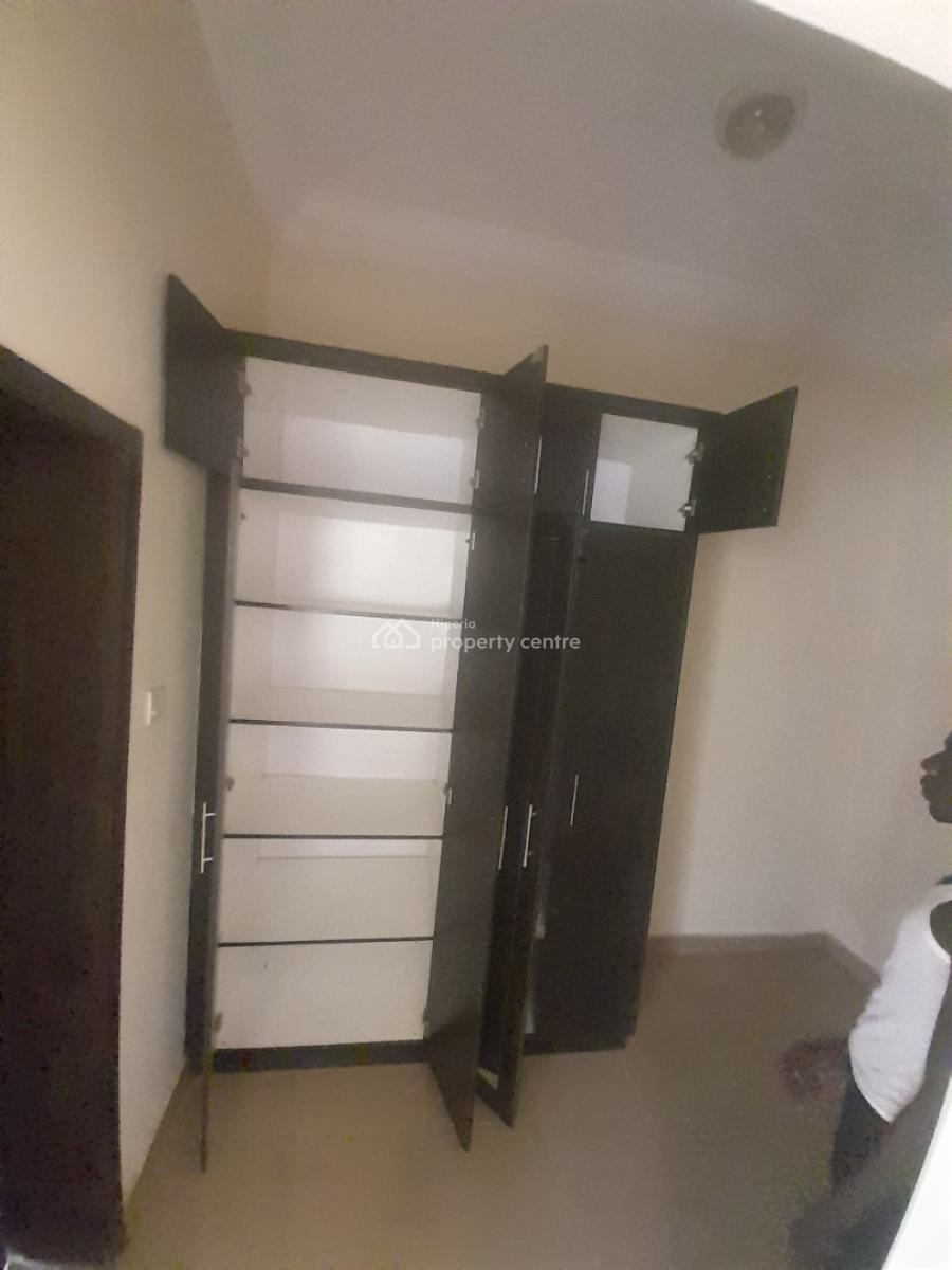 Standard and Spacious 3 Bedrooms Flat Upstairs and Downstairs, Dawaki, Gwarinpa, Abuja, Flat / Apartment for Rent