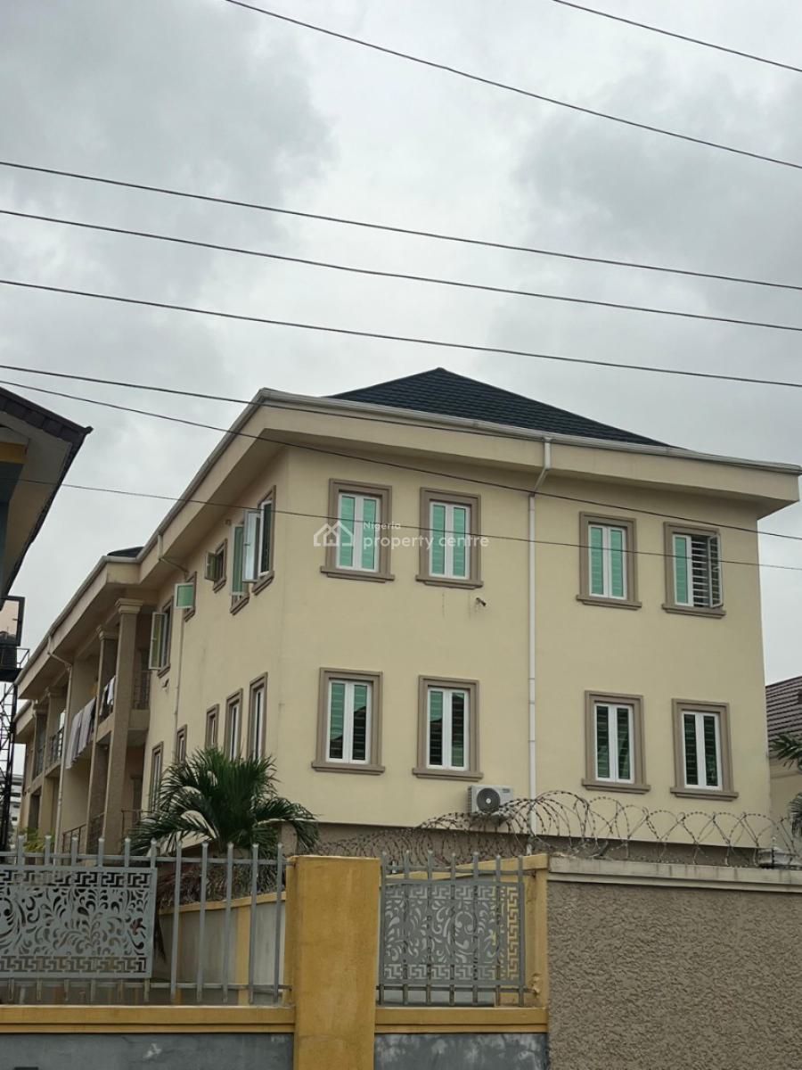 Spacious 3 Bedroom Apartment with Bq & Suitable for Office Space Too, Off Bourdillon Road, Old Ikoyi, Ikoyi, Lagos, Flat / Apartment for Rent