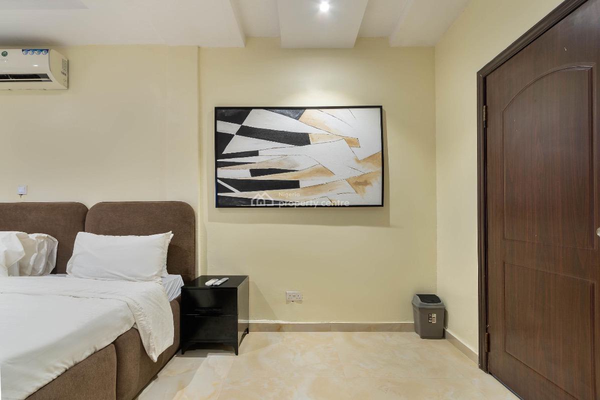 Deluxe 2 Bedroom Terrace Duplex with Pool, Gym and Ps5., Lekki Phase 1, Lekki, Lagos, Flat / Apartment Short Let