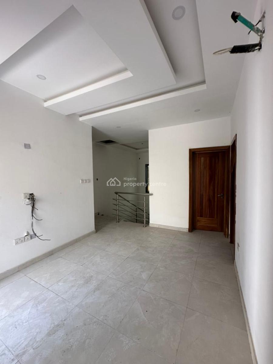 5 Bedroom Fully Detached Duplex with Bq, U3 Estate, Lekki Phase 1, Lekki, Lagos, Detached Duplex for Sale