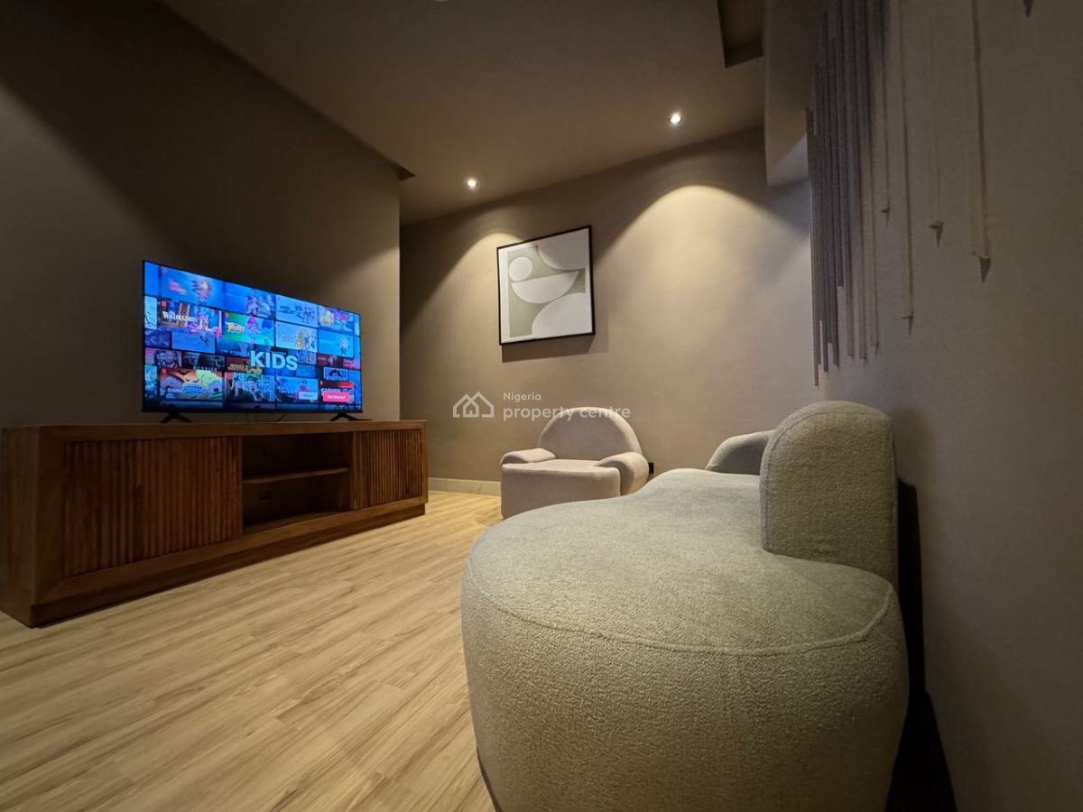 Our New Two Bedroom Apartment with Bathtub,ps5 & Swimming Pool., Victoria Island (vi), Lagos, Flat / Apartment Short Let