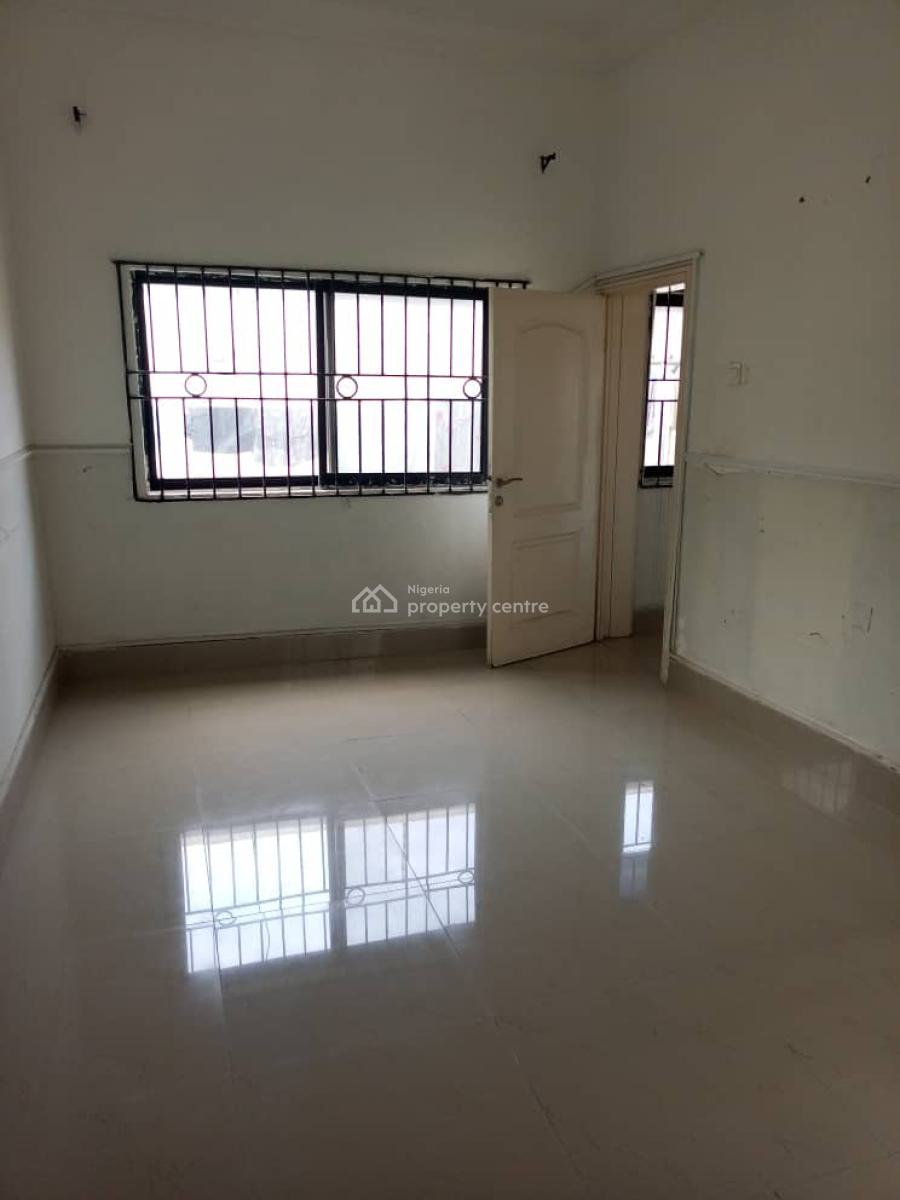 Spacious Mini Flat ( Room and Parlour), Off Pinnacle Filling Station, Maruwa, Lekki Phase 1, Lekki, Lagos, Mini Flat (room and Parlour) for Rent