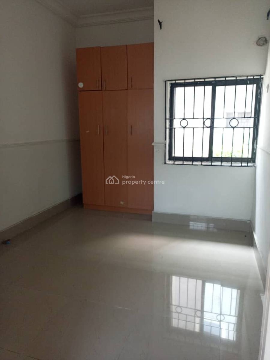 Spacious Mini Flat ( Room and Parlour), Off Pinnacle Filling Station, Maruwa, Lekki Phase 1, Lekki, Lagos, Mini Flat (room and Parlour) for Rent