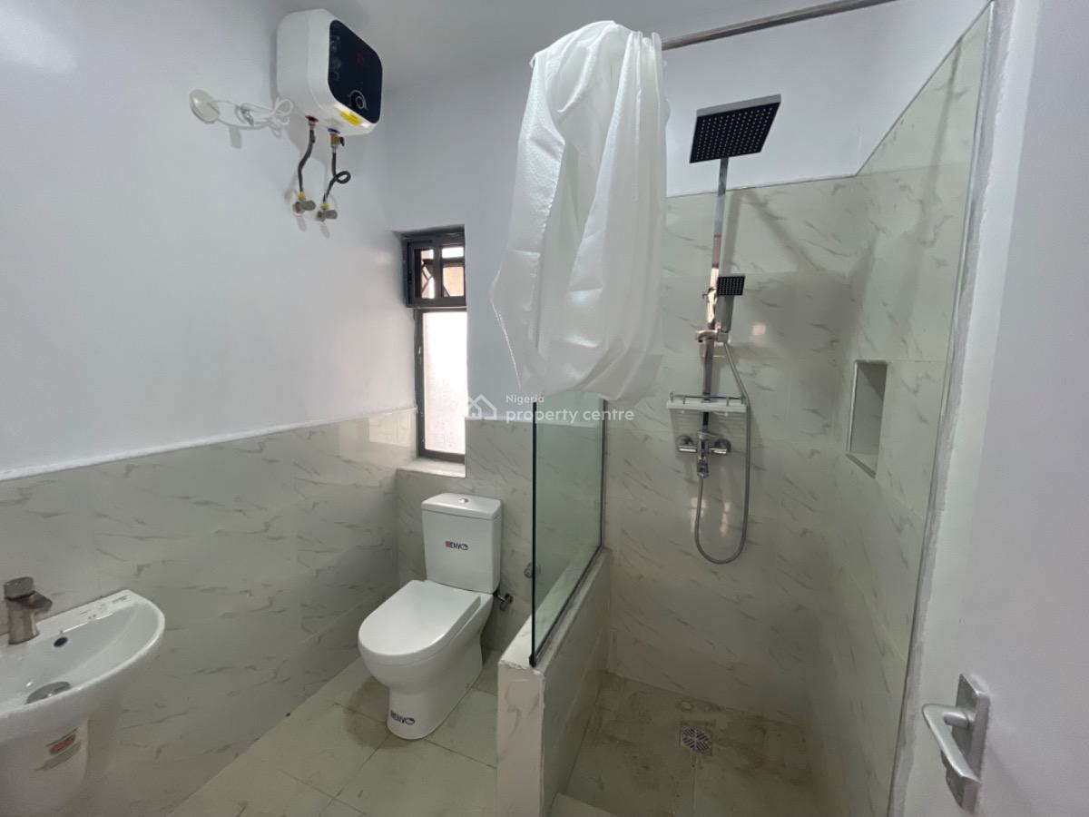 a Neat and Nice Mini Flat on 3rd Floor, Ikota, Lekki, Lagos, Mini Flat (room and Parlour) for Rent
