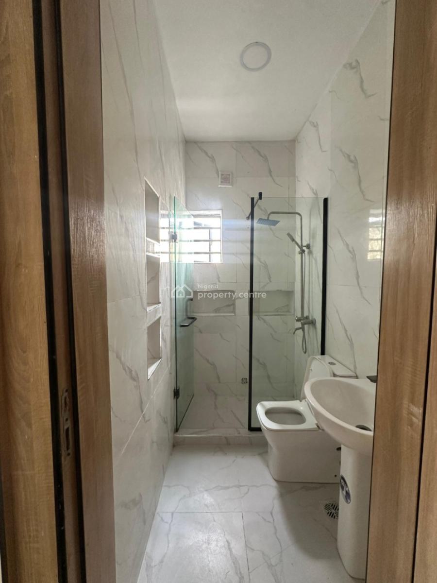 6 Bedroom Fully Detached House in Lekki, Lekki, Lagos, House for Sale