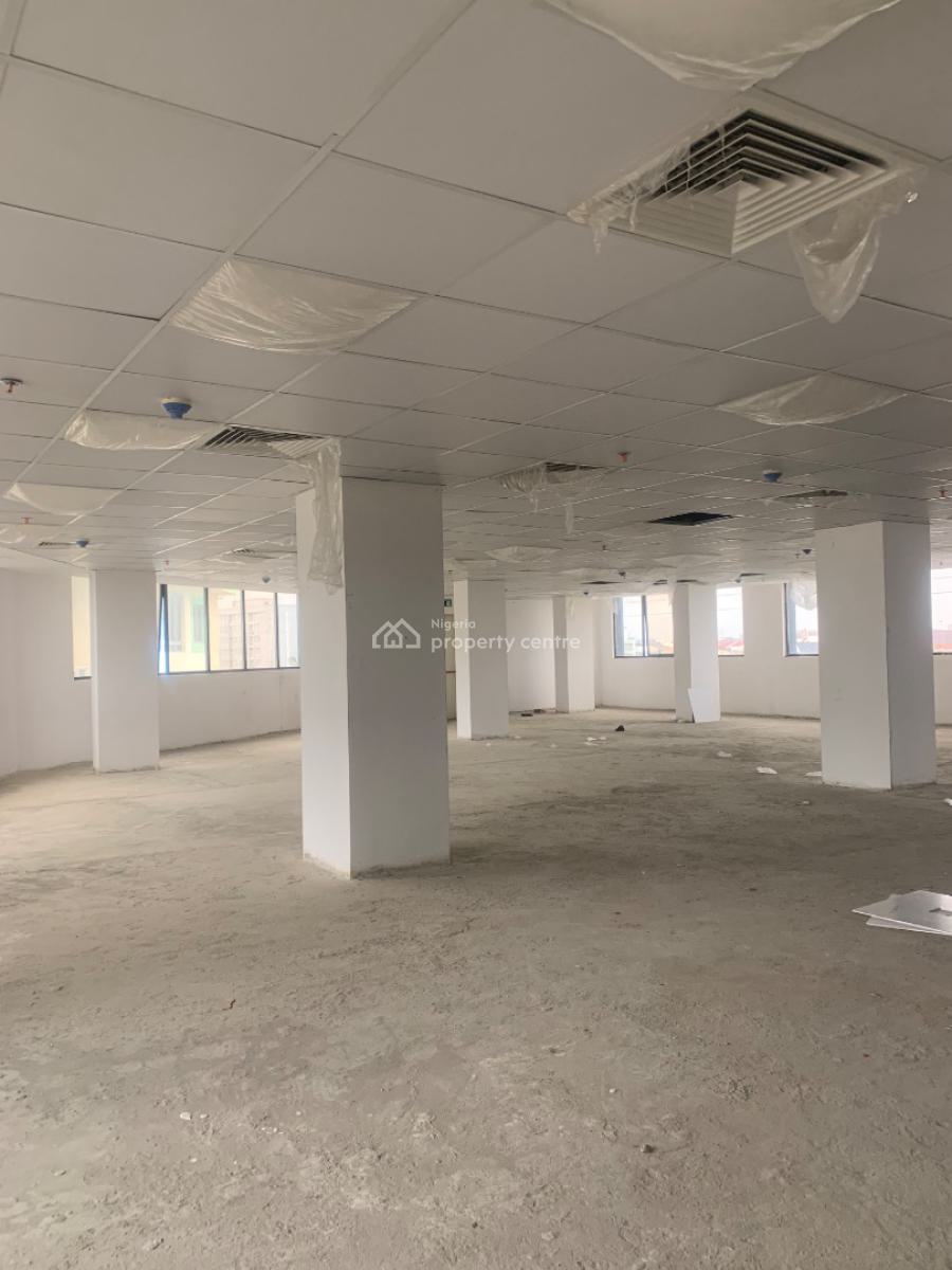 Brand New Office Space with Massive Car Park, Lekki Phase 1, Lekki, Lagos, Office Space for Rent