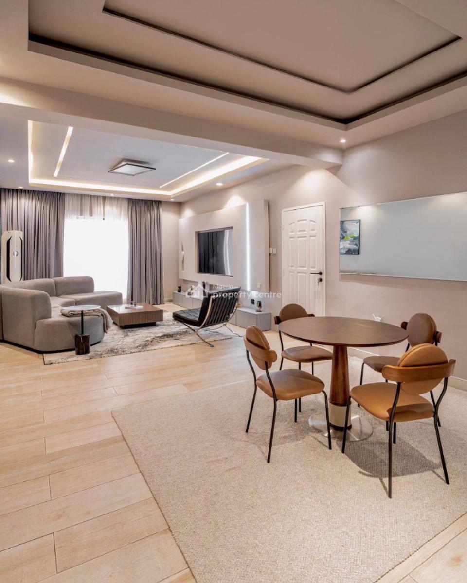 Luxurious 2 Bedroom Apartment, Lekki Phase 1, Lekki, Lagos, Flat / Apartment Short Let