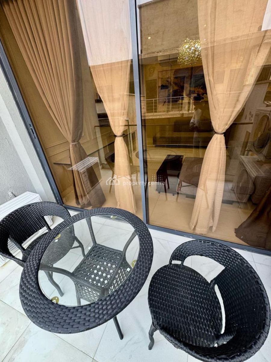 Luxurious One Bedroom Apartment with Ps5(1st Floor), Lekki Phase 1, Lekki, Lagos, Flat / Apartment Short Let