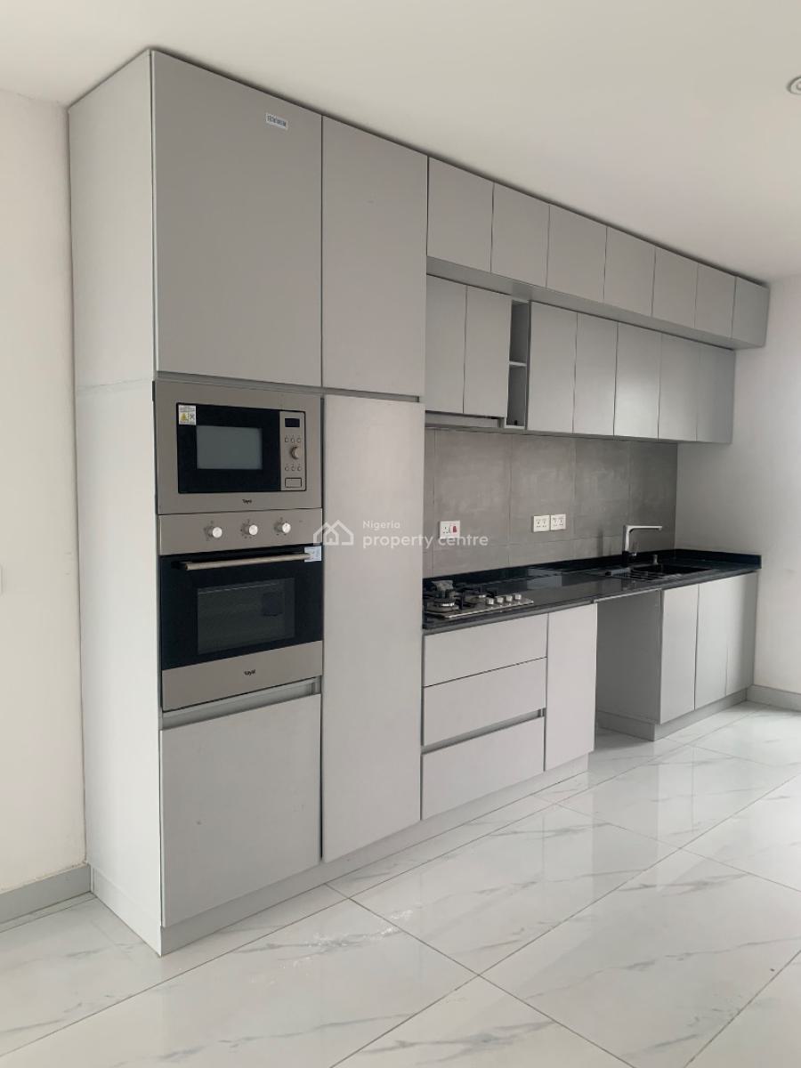 Serviced 3 Bedroom Apartments with Bq, Lekki Phase 1, Lekki, Lagos, Flat / Apartment for Rent
